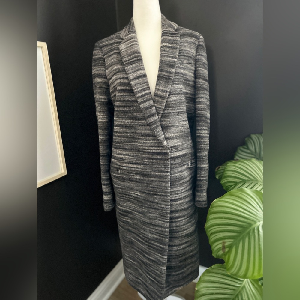 Celine 100% wool coat! Amazing preloved condition. Size fr36. Huge deal!!!!